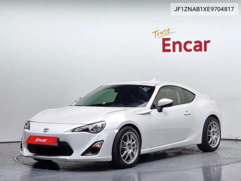 Toyota GT86 2013 года выпуска