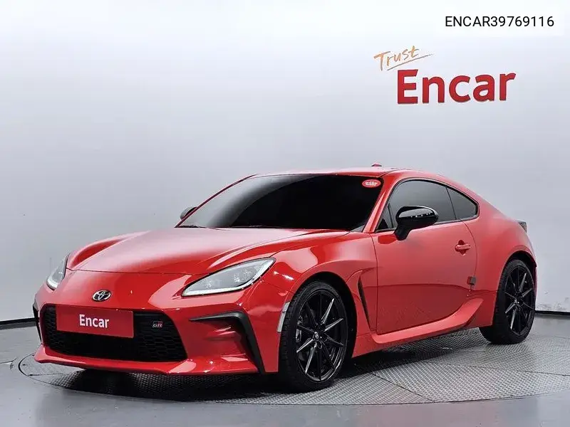 Toyota GT86 2022 года выпуска