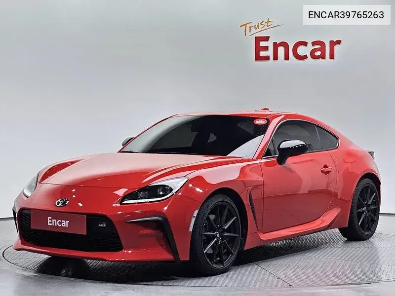 Toyota GT86 2023 года выпуска