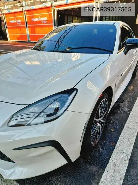 Toyota GT86 2024 года выпуска