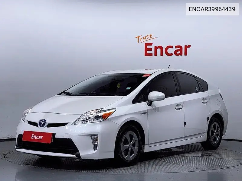 Toyota Prius 2012 года выпуска