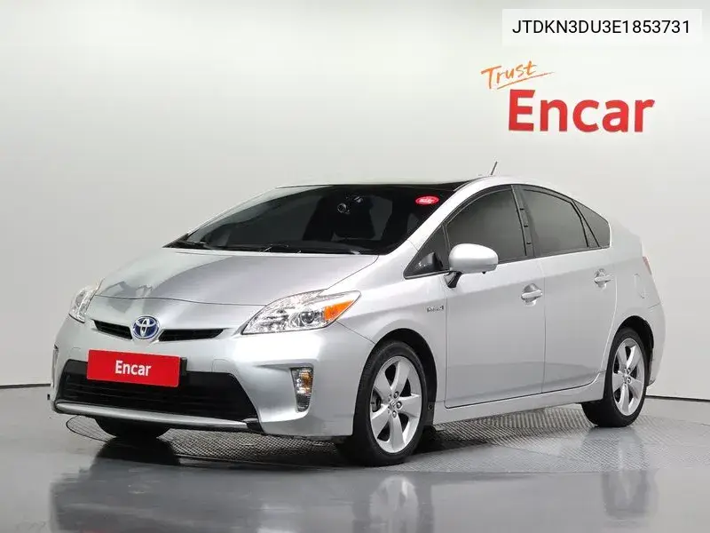 Toyota Prius 2014 года выпуска