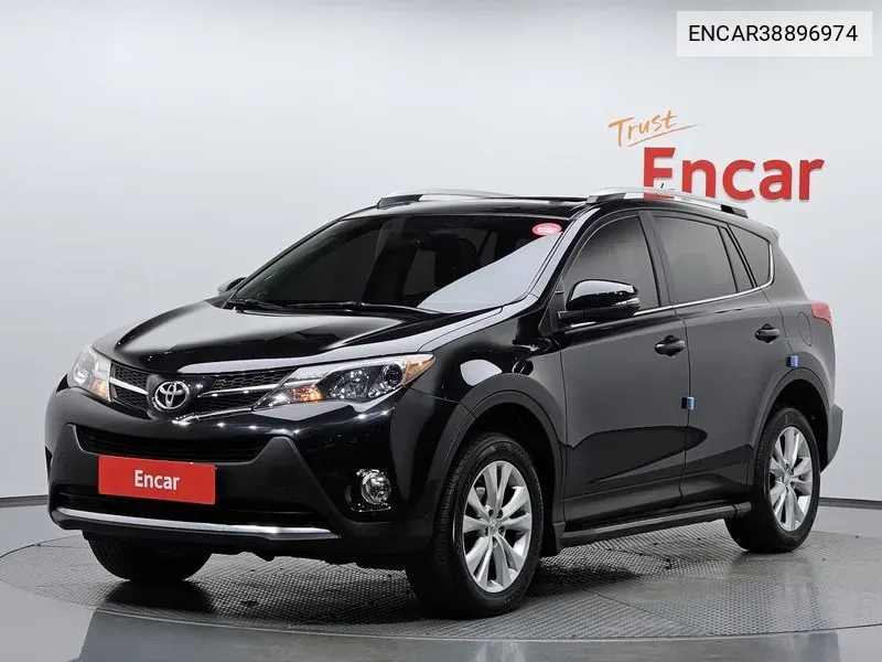 Toyota RAV 4 2014 года выпуска