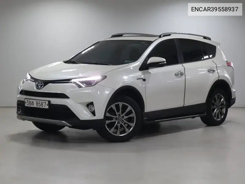 Toyota RAV 4 2017 года выпуска
