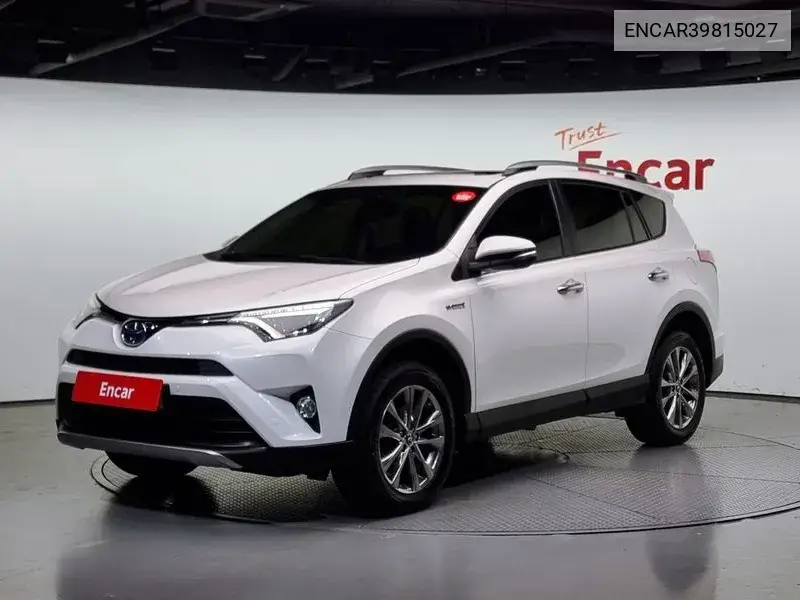 Toyota RAV 4 2017 года выпуска