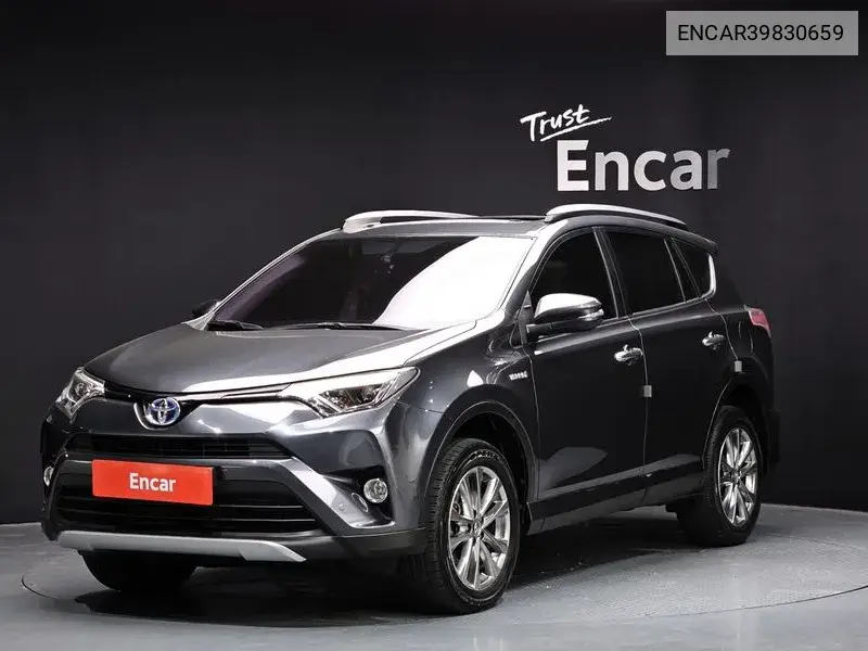 Toyota RAV 4 2017 года выпуска