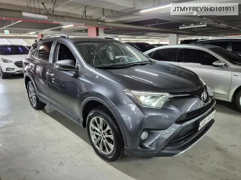Toyota RAV 4 2017 года выпуска