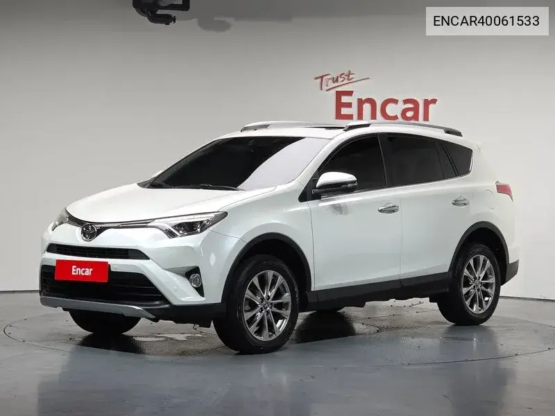 Toyota RAV 4 2017 года выпуска