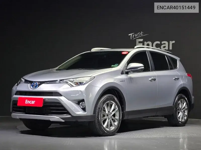 Toyota RAV 4 2017 года выпуска