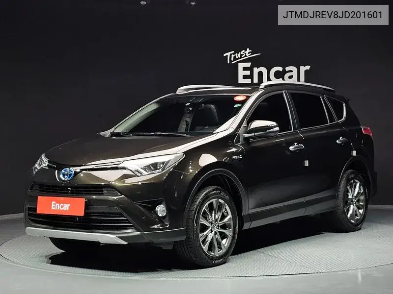Toyota RAV 4 2018 года выпуска