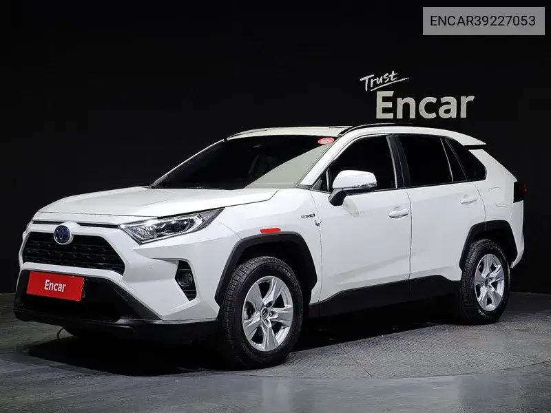 Toyota RAV 4 2019 года выпуска