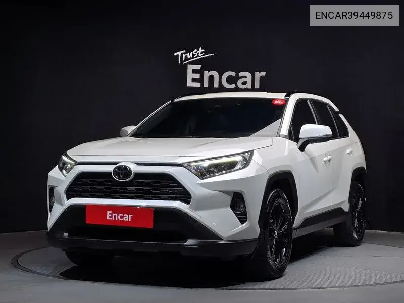 Toyota RAV 4 2019 года выпуска