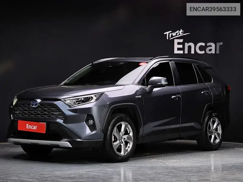 Toyota RAV 4 2019 года выпуска