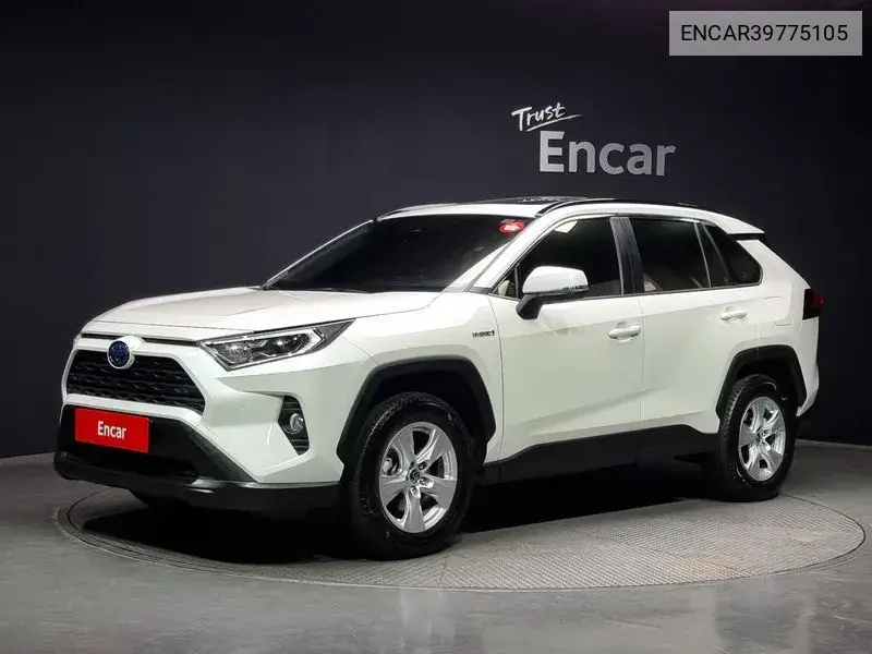 Toyota RAV 4 2019 года выпуска