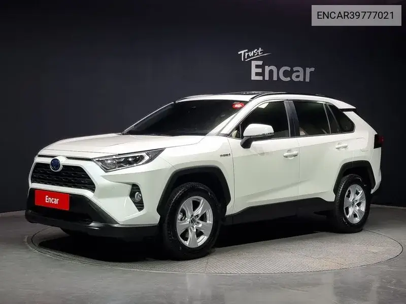 Toyota RAV 4 2019 года выпуска