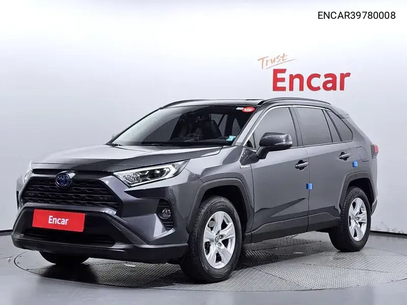 Toyota RAV 4 2020 года выпуска