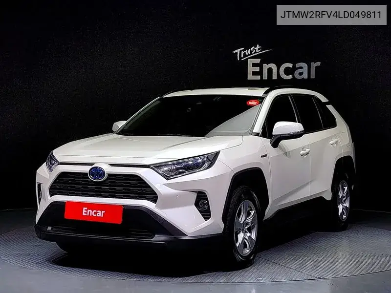 Toyota RAV 4 2020 года выпуска