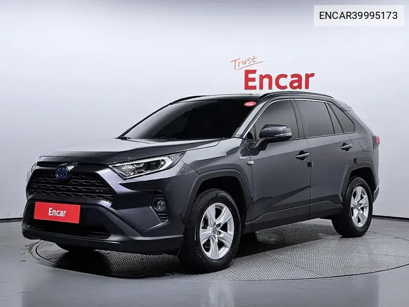 Toyota RAV 4 2020 года выпуска