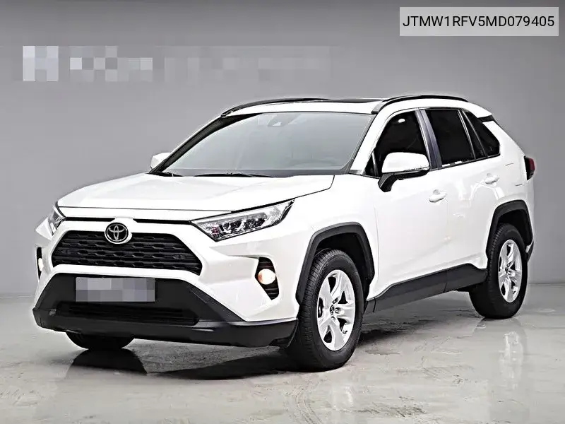 Toyota RAV 4 2021 года выпуска