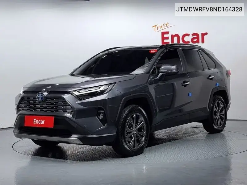 Toyota RAV 4 2022 года выпуска