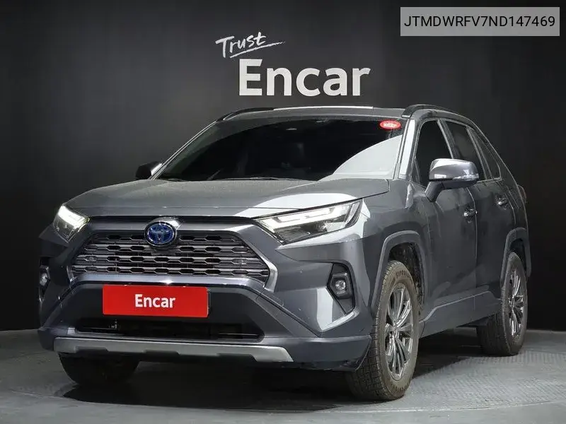 Toyota RAV 4 2022 года выпуска