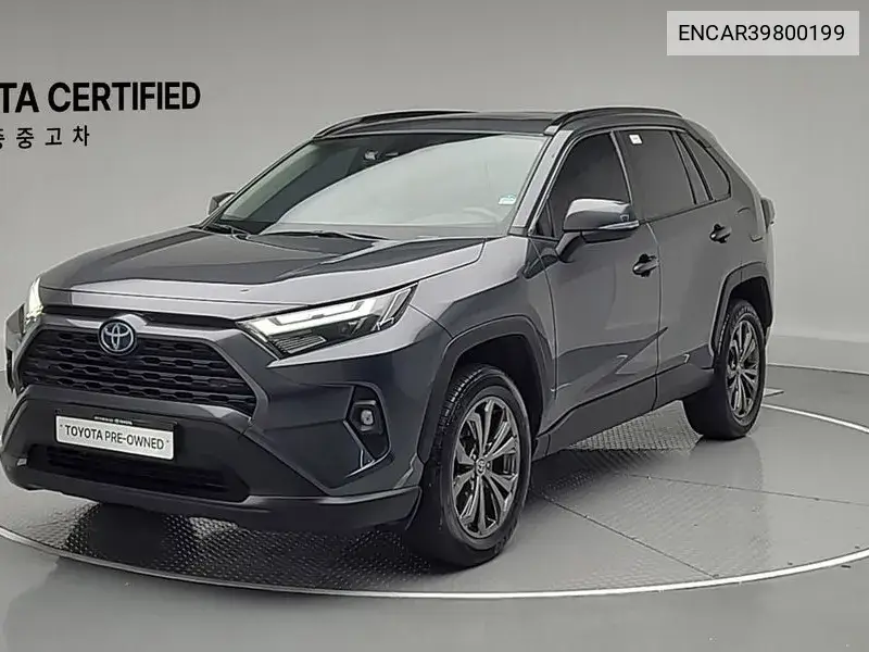 Toyota RAV 4 2022 года выпуска