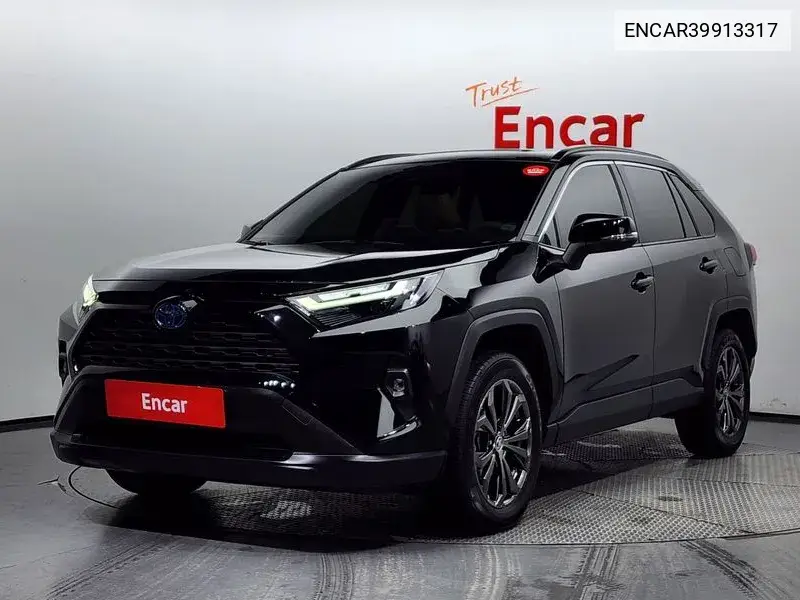 Toyota RAV 4 2022 года выпуска