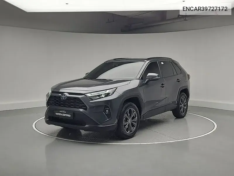 Toyota RAV 4 2023 года выпуска