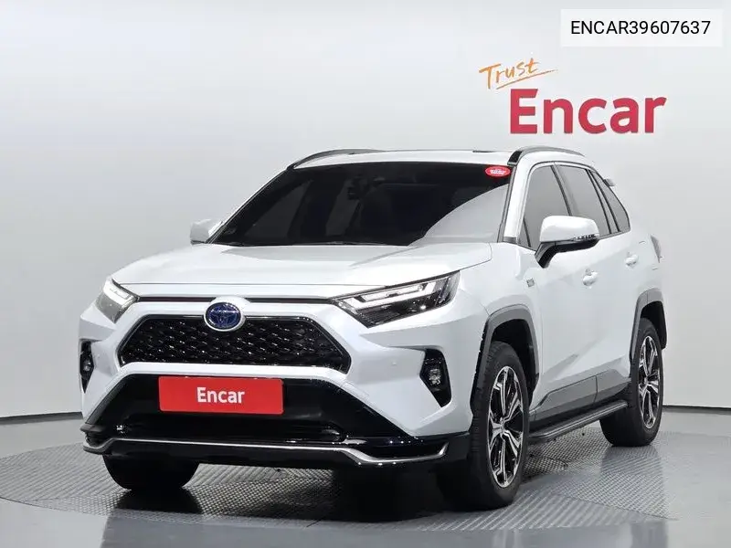 Toyota RAV 4 2024 года выпуска