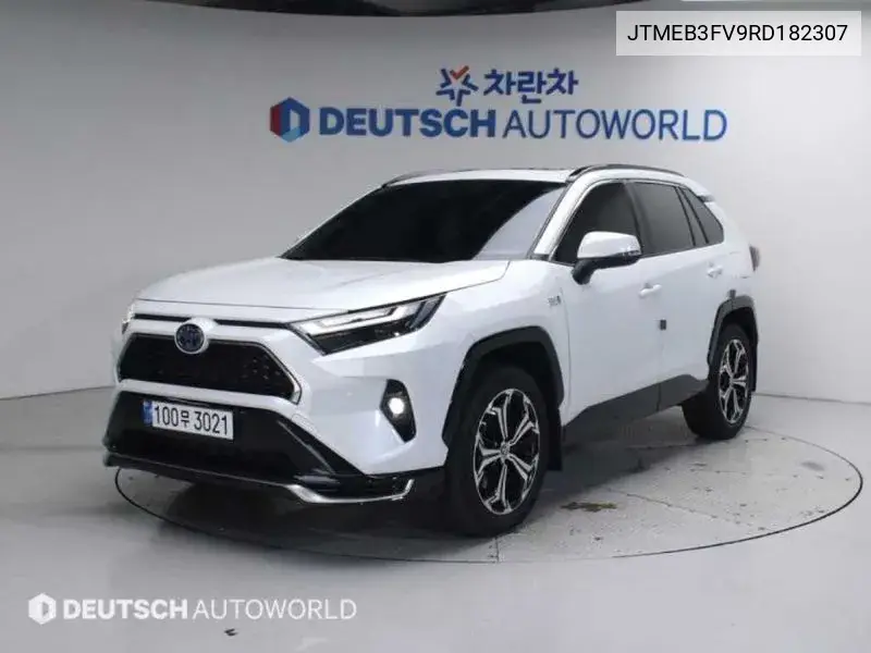 Toyota RAV 4 2024 года выпуска