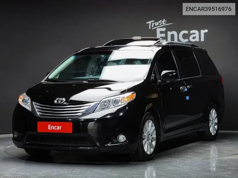 Toyota Sienna 2012 года выпуска