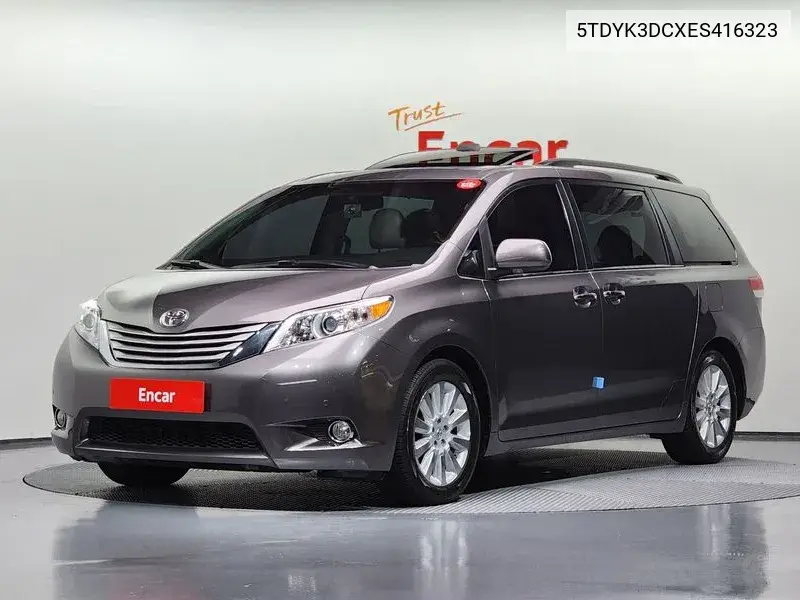 Toyota Sienna 2013 года выпуска