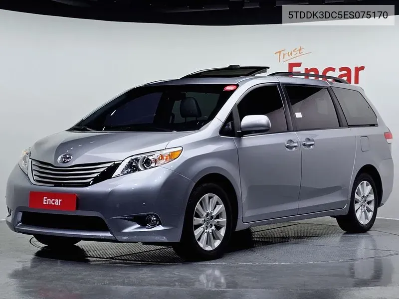 Toyota Sienna 2014 года выпуска