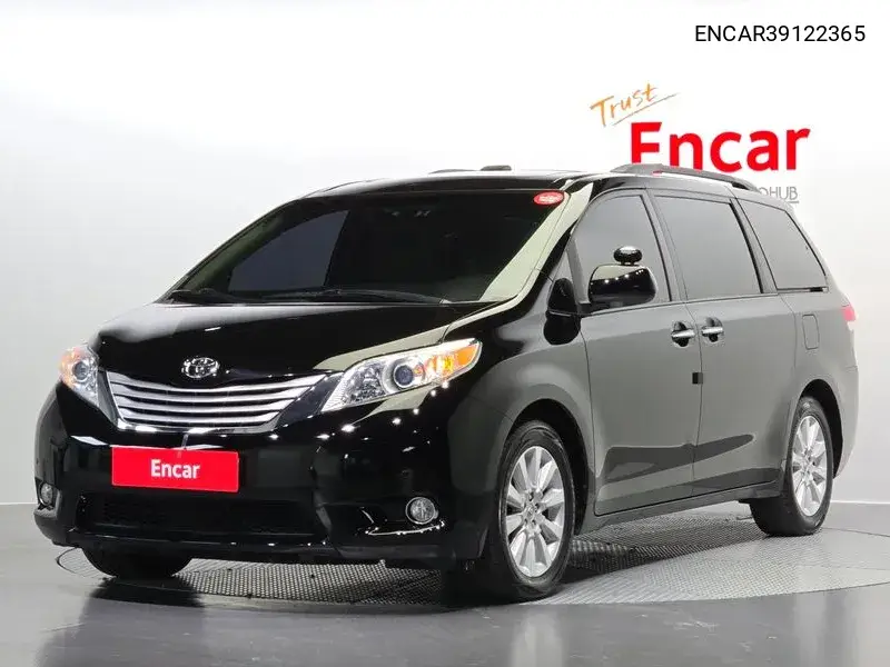 Toyota Sienna 2014 года выпуска