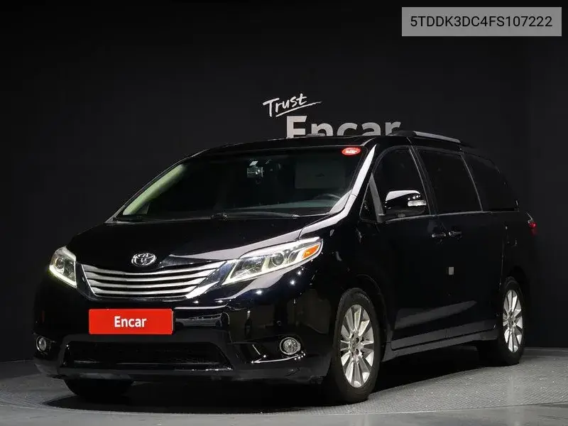 Toyota Sienna 2015 года выпуска