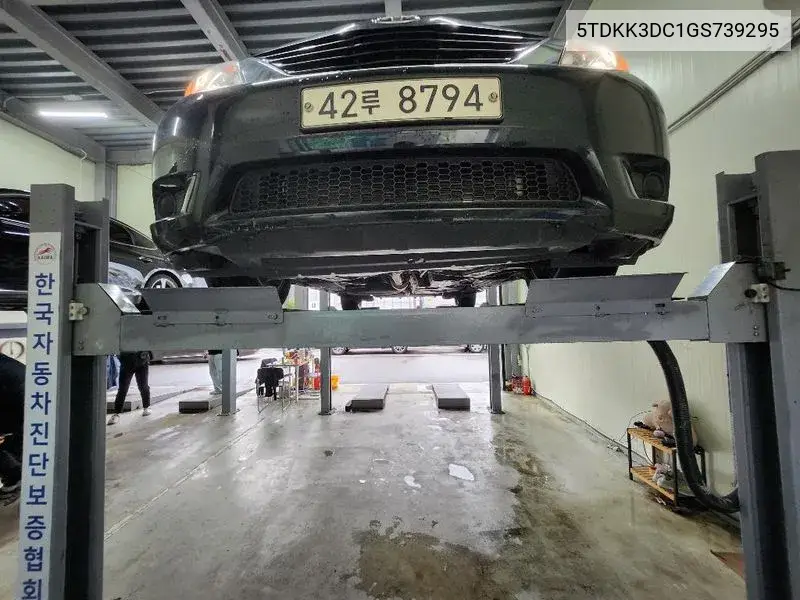 Toyota Sienna 2016 года выпуска