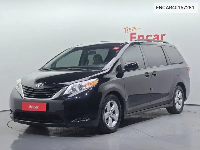 Toyota Sienna 2016 года выпуска