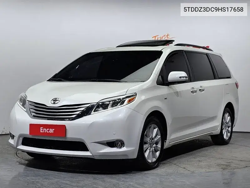 Toyota Sienna 2017 года выпуска