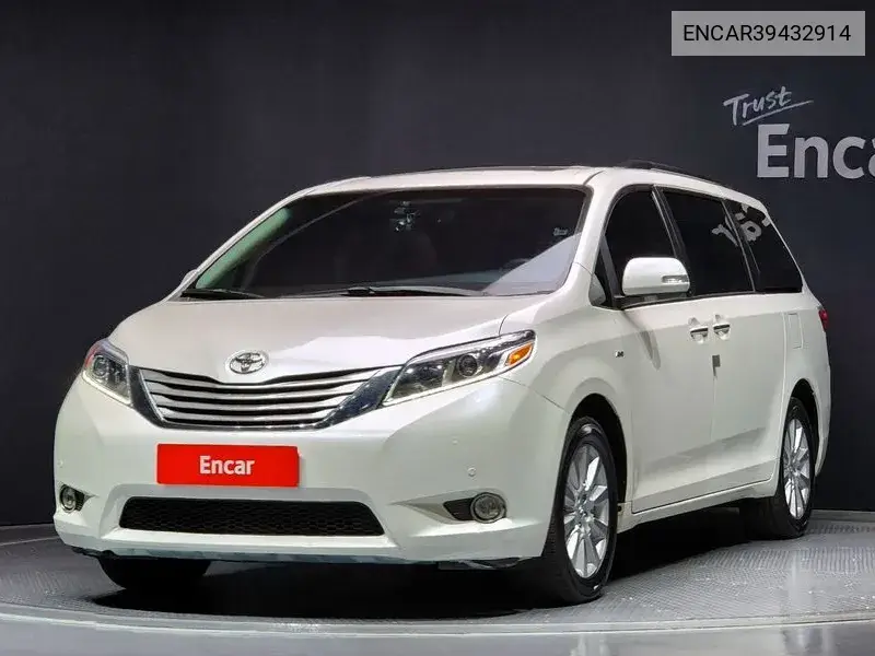 Toyota Sienna 2017 года выпуска