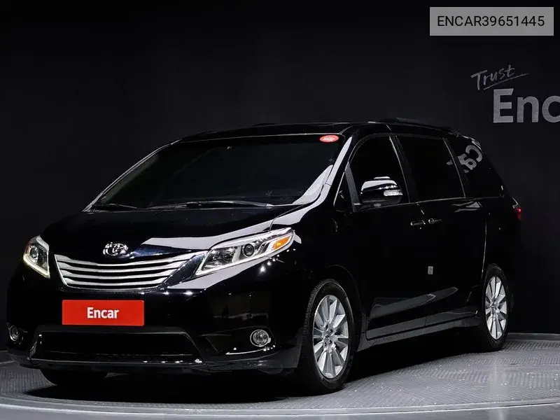 Toyota Sienna 2017 года выпуска