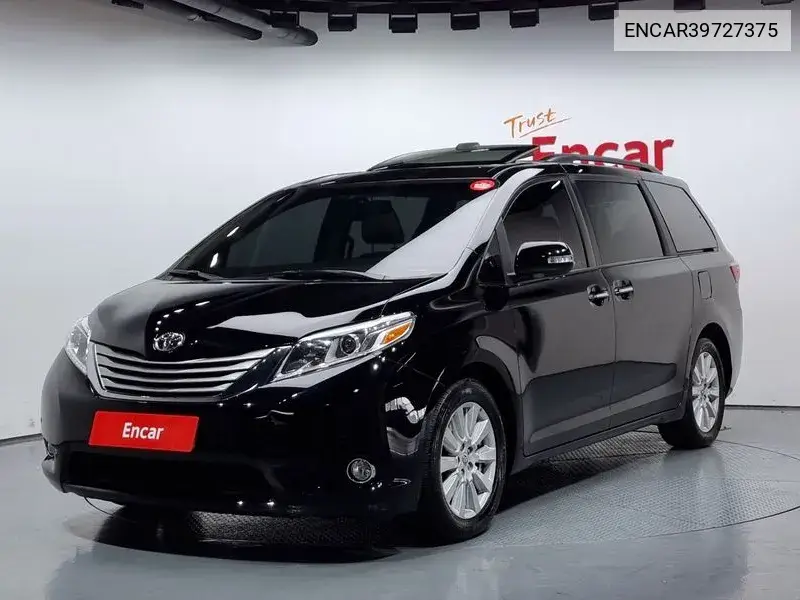 Toyota Sienna 2017 года выпуска