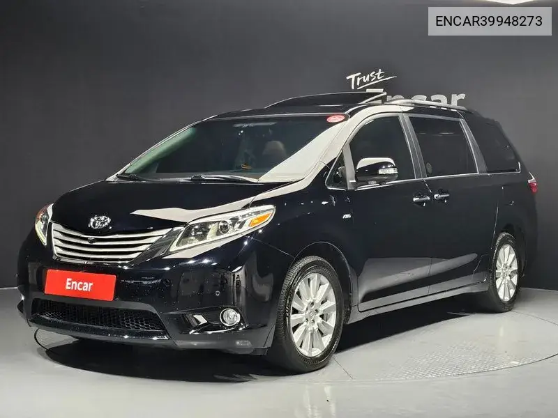 Toyota Sienna 2017 года выпуска