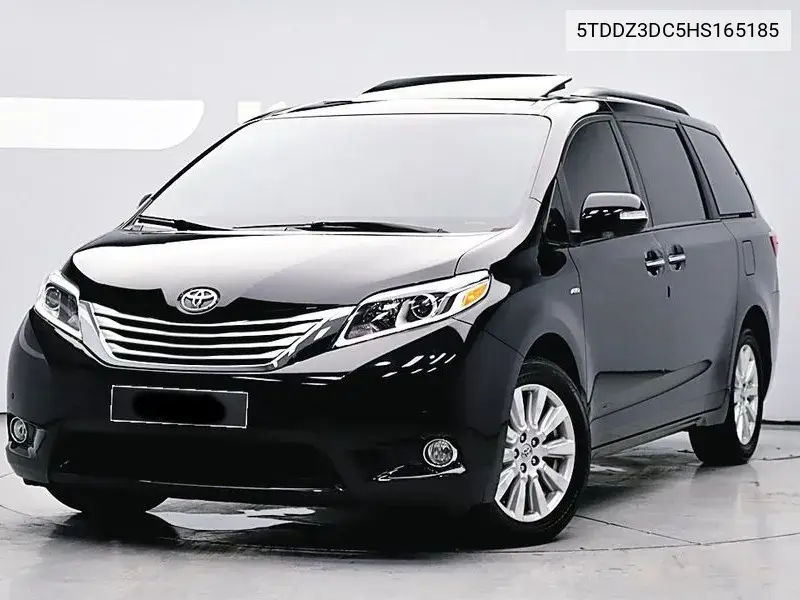 Toyota Sienna 2017 года выпуска