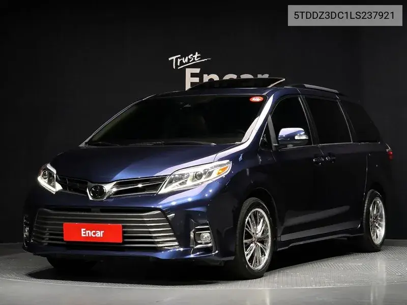 Toyota Sienna 2019 года выпуска
