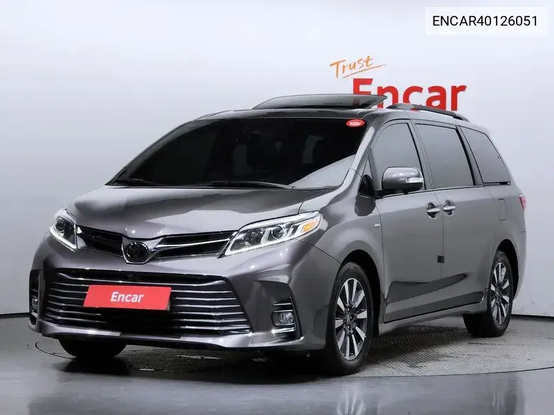 Toyota Sienna 2019 года выпуска