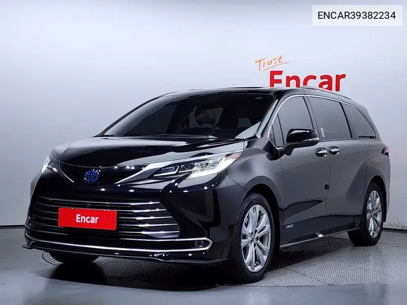 Toyota Sienna 2021 года выпуска