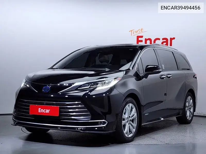 Toyota Sienna 2021 года выпуска