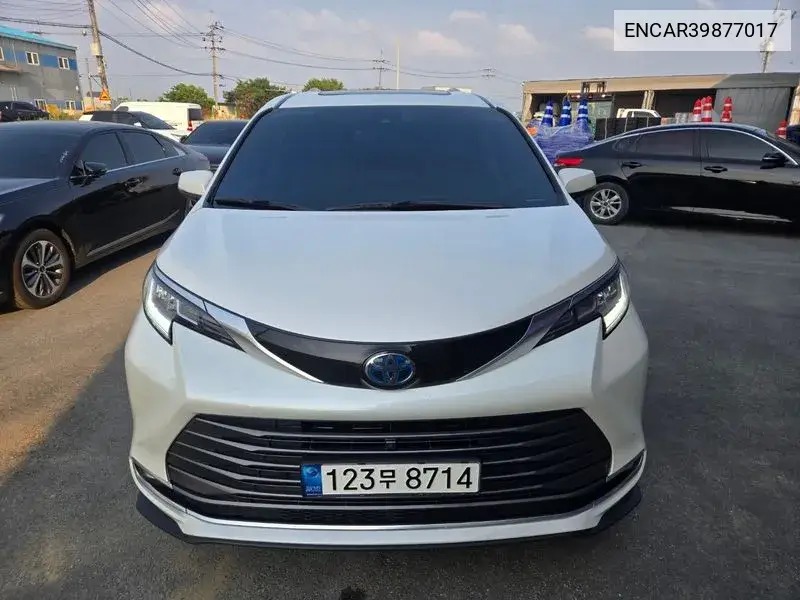 Toyota Sienna 2021 года выпуска