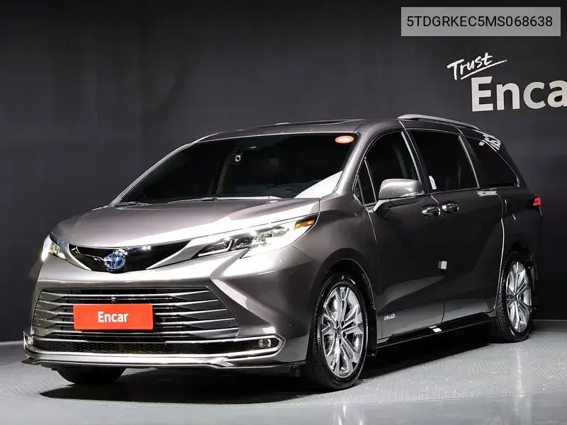 Toyota Sienna 2021 года выпуска