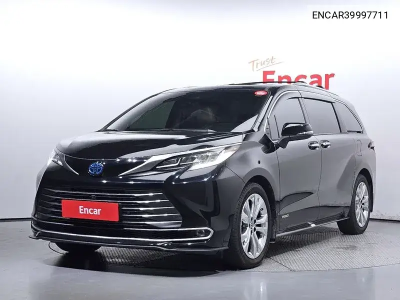 Toyota Sienna 2021 года выпуска